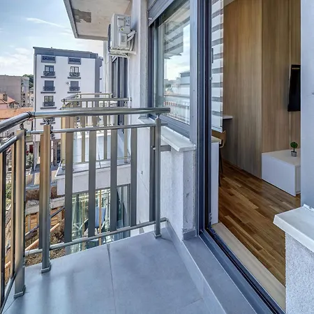 Jacuzzi King Free Parking * Белград