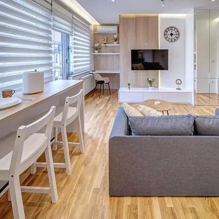 Jacuzzi King Free Parking Bělehrad