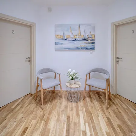 Daire Jacuzzi King Free Parking